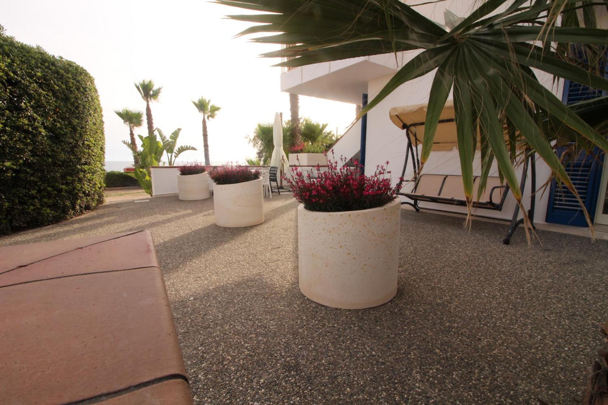 Residence Mare Azzurro Torre San Giovanni Exterior foto