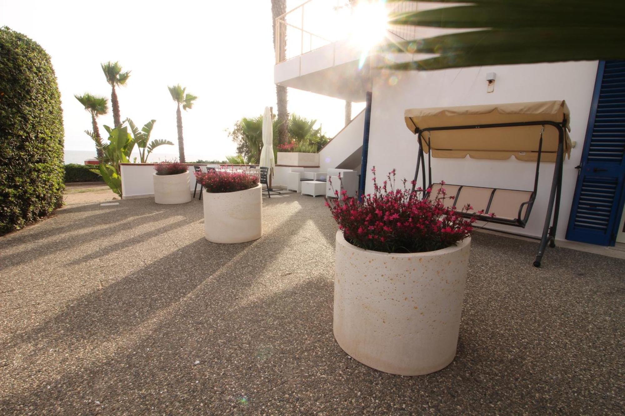 Residence Mare Azzurro Torre San Giovanni Exterior foto